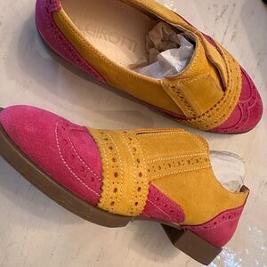 New Girotti suede loafers- size 38
